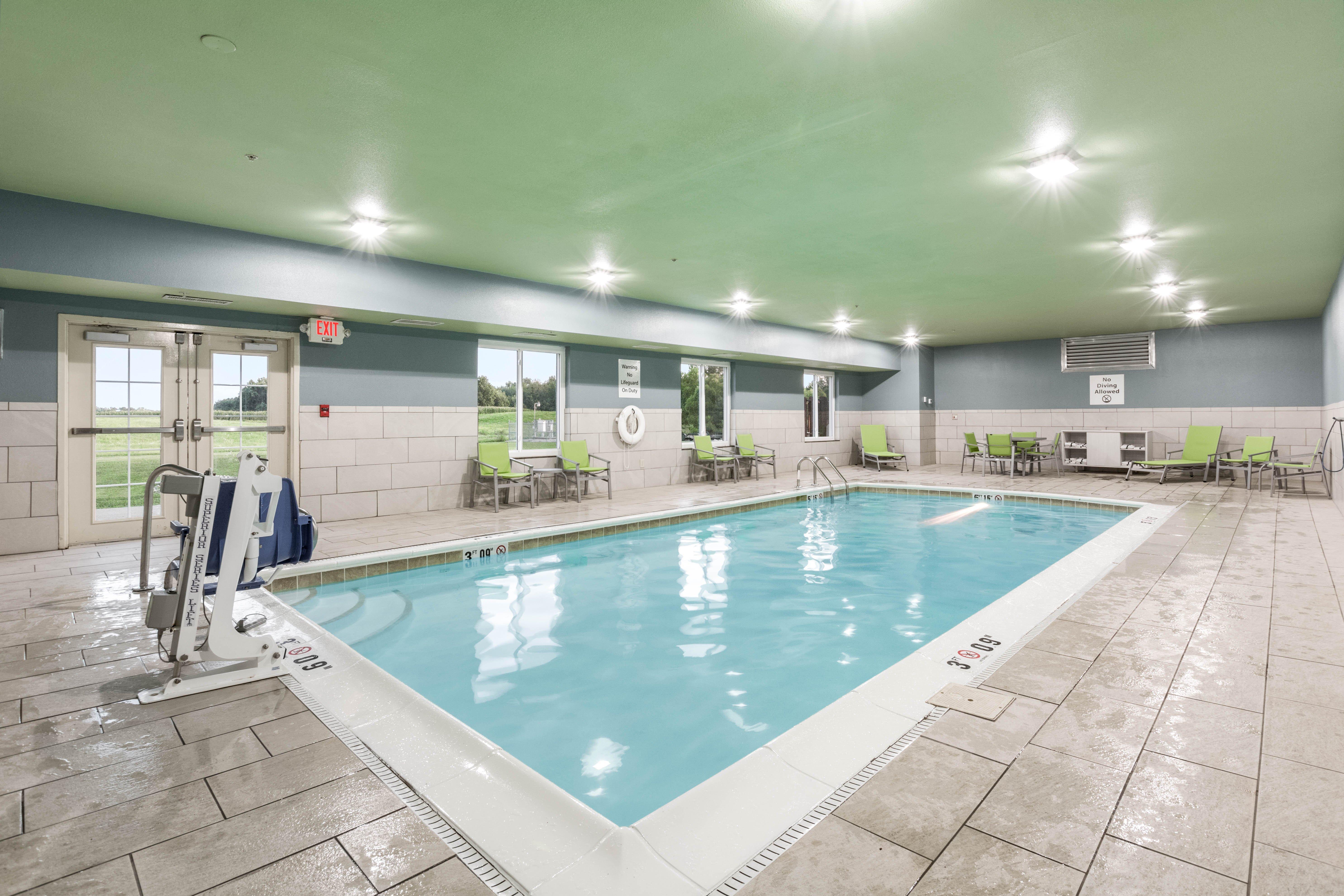 Holiday Inn Express Hotel & Suites Jasper By Ihg Exterior photo