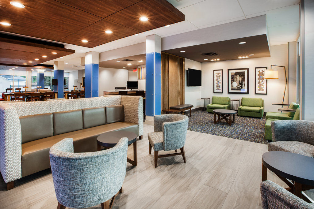 Holiday Inn Express Hotel & Suites Jasper By Ihg Exterior photo